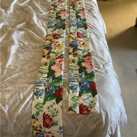 Two Country Floral Valances - Picture 5 of 8